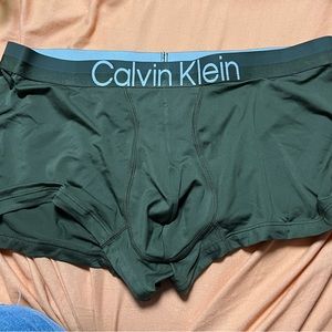 Mens Calvin Klein Trunks XL army green polyester/elastase